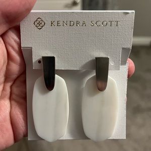 Kendra Scott Aragon Earrings